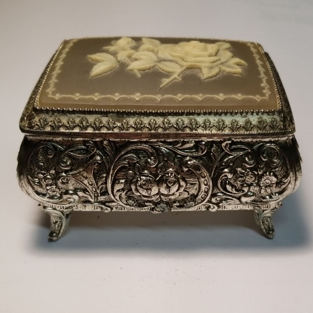 Antique silver vintage music trinket box clawfoot